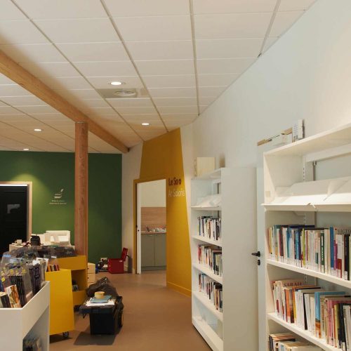 Cette photo helenegerber-signaletique-mediatheque-saintthegonnec (12).JPG, a été réduite de 98.36 % le Vendredi 27 Juin 2025 à 11:06 par Emjysoft Photo Réducteur v6.0 à télécharger sur https://www.emjysoft.com/