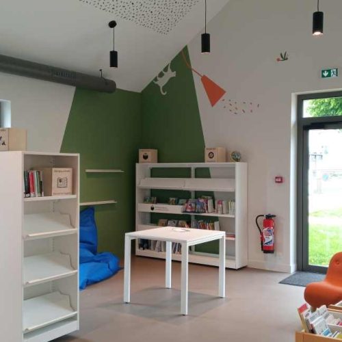 Cette photo helenegerber-signaletique-mediatheque-saintthegonnec (27).jpg, a été réduite de 88.24 % le Vendredi 27 Juin 2025 à 11:06 par Emjysoft Photo Réducteur v6.0 à télécharger sur https://www.emjysoft.com/