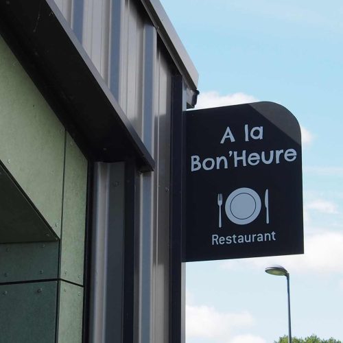 La photo atelierhelenegerber-ime-sene-adapei-signalétique (4).JPG a été réduite de 97.8 % le Jeudi 30 Janvier 2025 à 16:01 par Photo Réducteur v4.9 à télécharger sur http://www.emjysoft.com/
