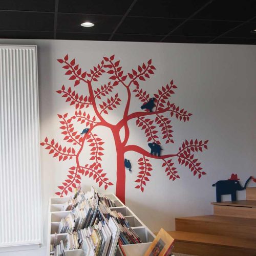 Cette photo landivisiau-mediatheque-signaletique-helenegerber (19).JPG, a été réduite de 98.03 % le Jeudi 27 Août 2026 à 14:08 par Emjysoft Photo Réducteur v6.0 à télécharger sur https://www.emjysoft.com/