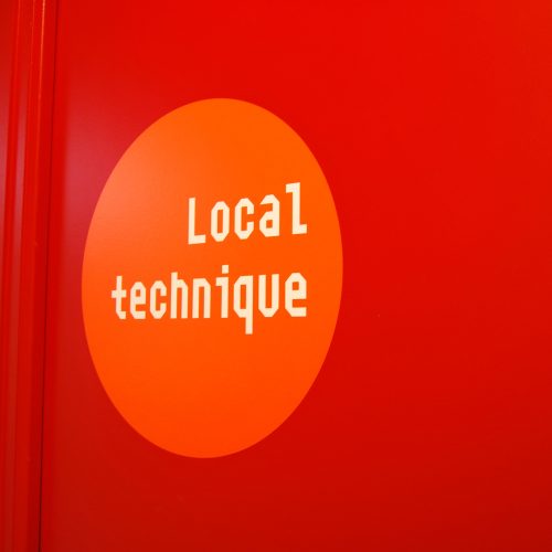 helene-gerber-guer-centre-ressources-signalétique (1)-min