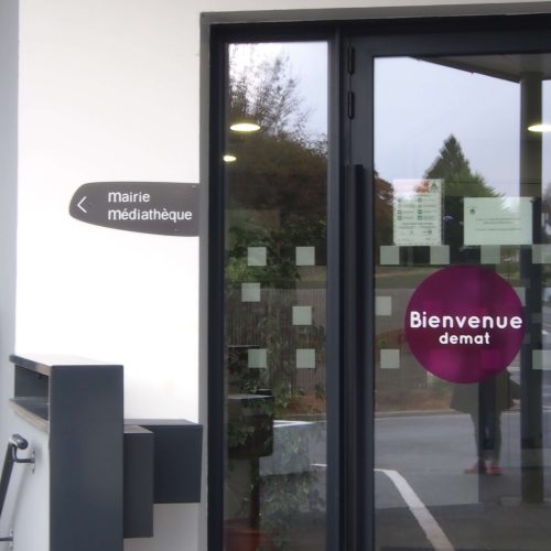helene-gerber-saint-jean-brevelay-signaletique-vitrages-decor (8)