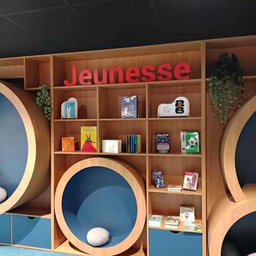 Cette photo landiv-media-sign-helenegerber (8).jpg, a été réduite de 87.77 % le Jeudi 27 Août 2026 à 14:08 par Emjysoft Photo Réducteur v6.0 à télécharger sur https://www.emjysoft.com/