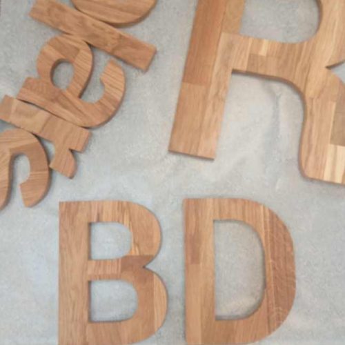 Cette photo landivisiau-signaletique (1).jpg, a été réduite de 88.77 % le Vendredi 12 Décembre 2025 à 10:12 par Emjysoft Photo Réducteur v6.0 à télécharger sur https://www.emjysoft.com/